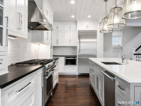 141 Park Street New Canaan CT 06840