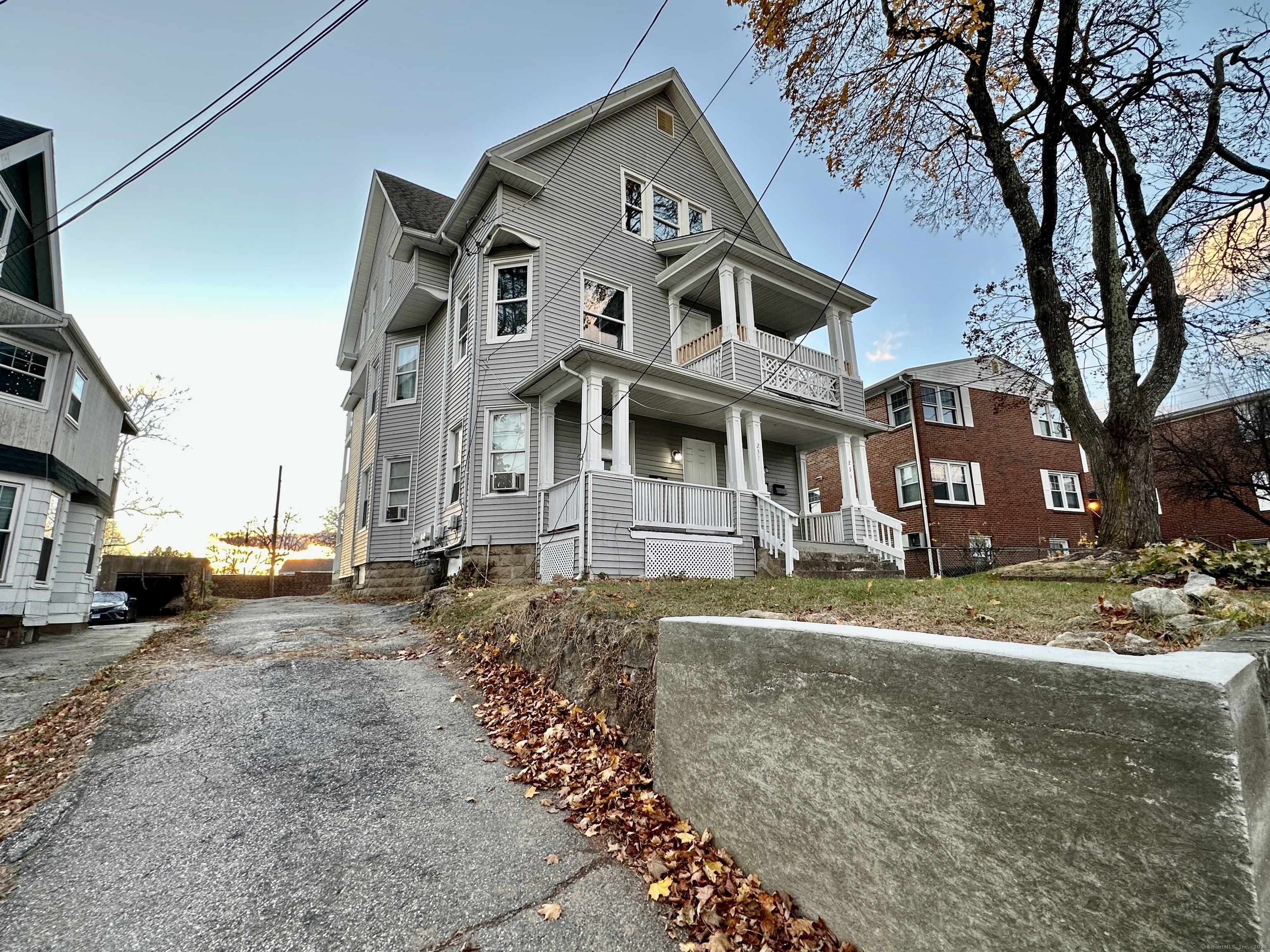 233 Cooke Street Waterbury CT 06710