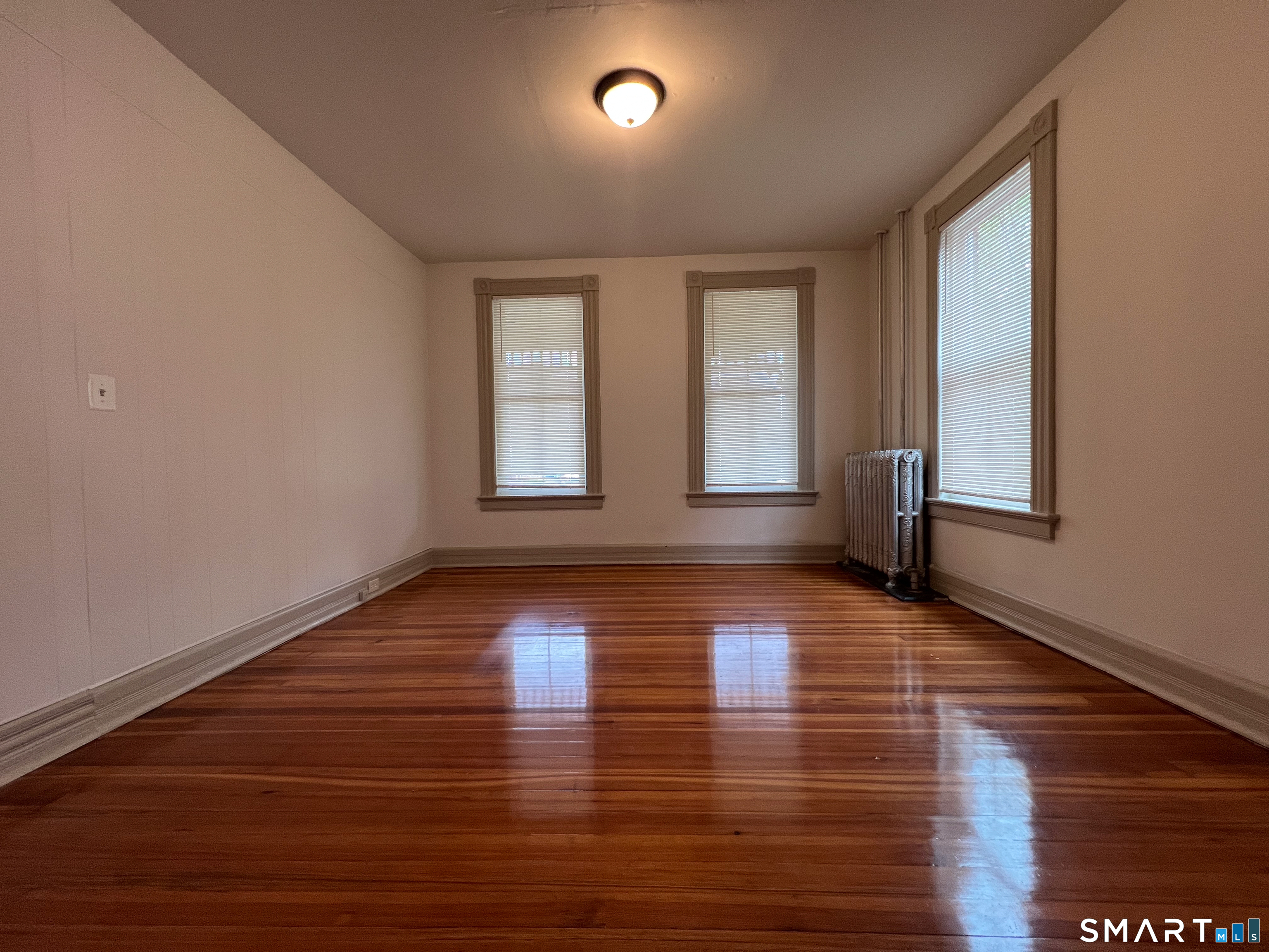 14 Pease Avenue Middletown CT 06457