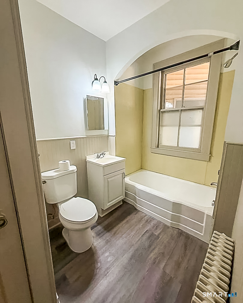 14 Pease Avenue Middletown CT 06457