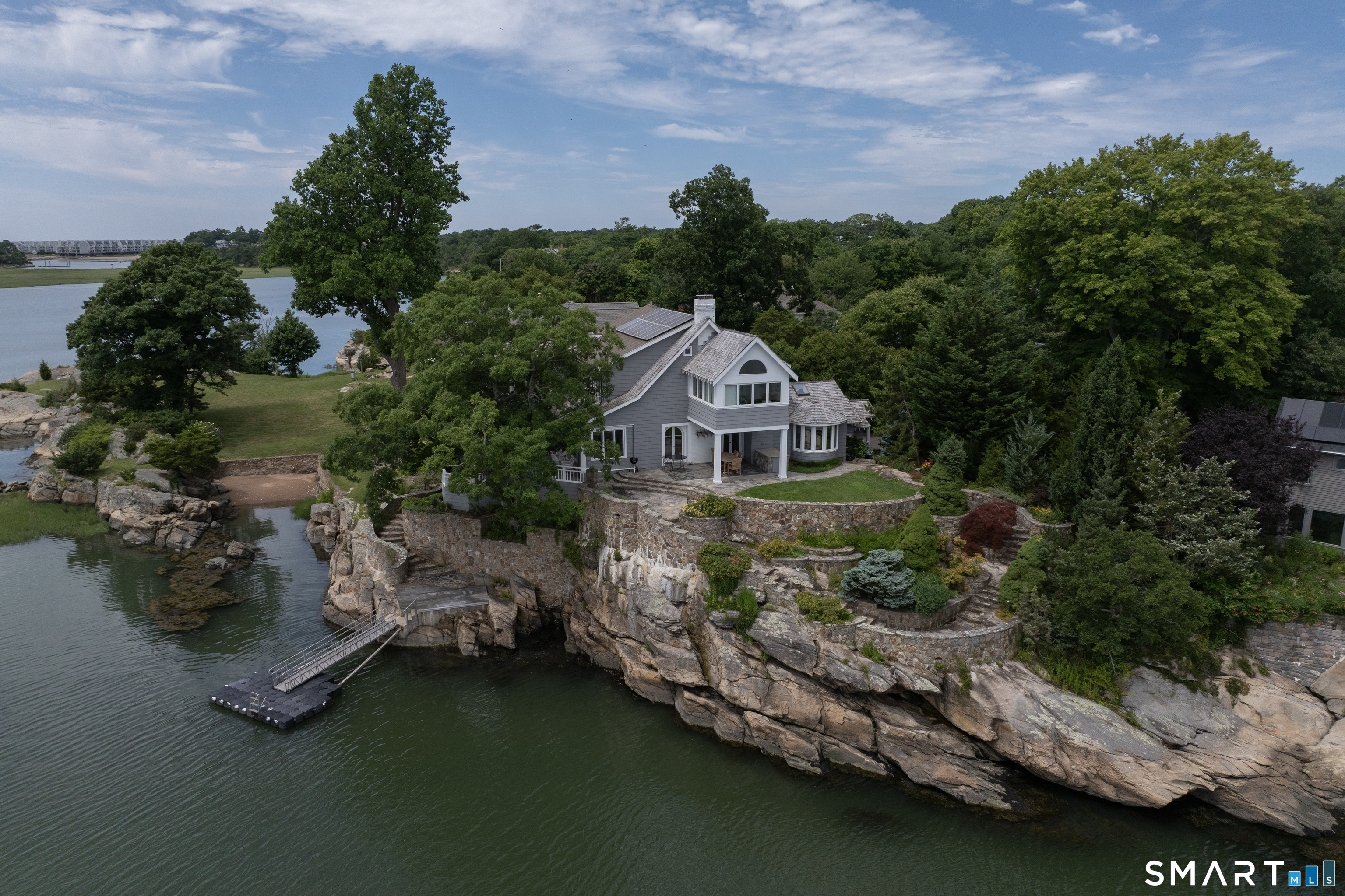 18 Rockland Park Branford CT 06405