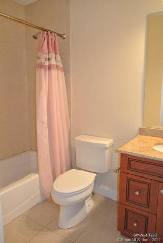 140 Kyles Way Shelton CT 06484
