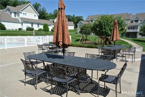 140 Kyles Way Shelton CT 06484