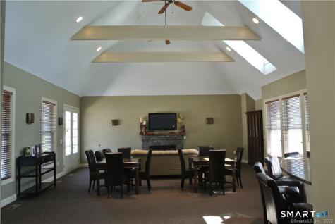 140 Kyles Way Shelton CT 06484
