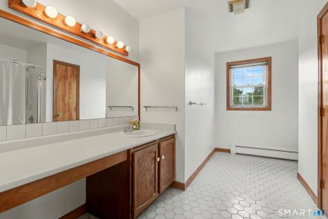 100 Old Dam Road Fairfield CT 06824