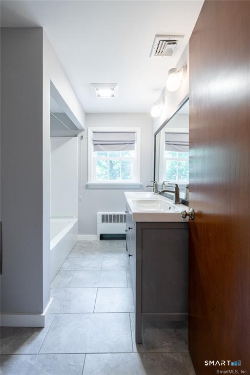 37 Old Wheeler Lane Avon CT 06001