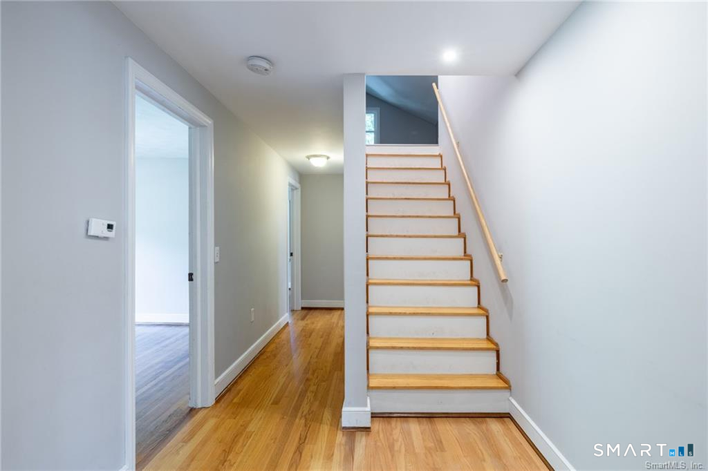 37 Old Wheeler Lane Avon CT 06001