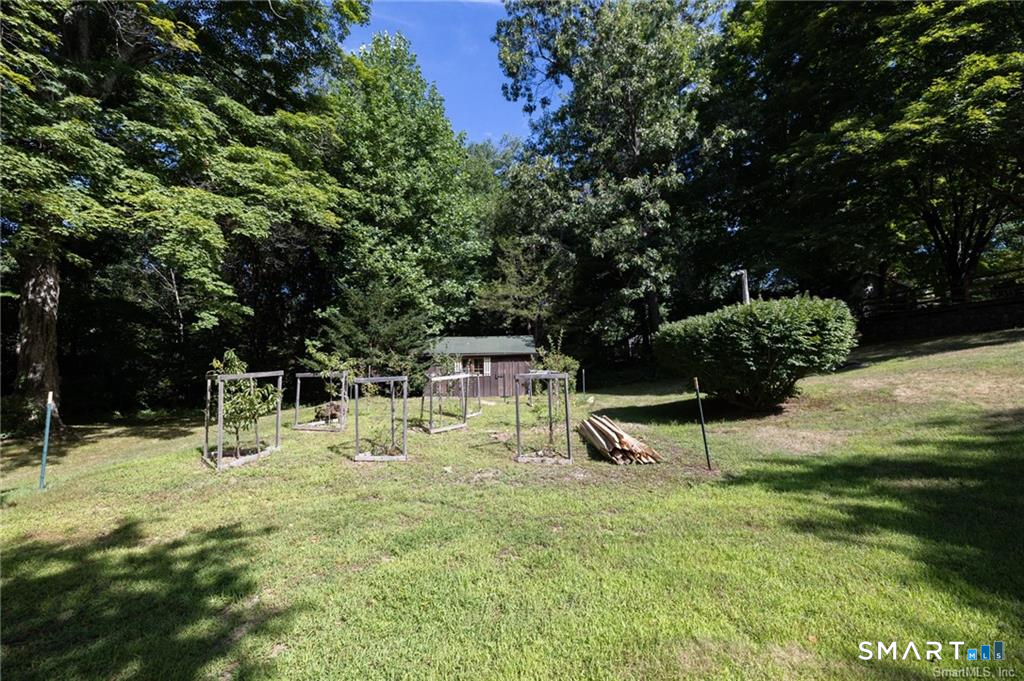 37 Old Wheeler Lane Avon CT 06001