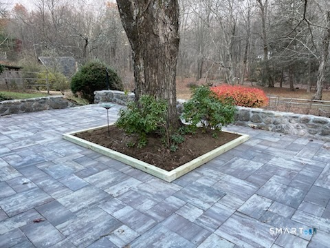 37 Old Wheeler Lane Avon CT 06001