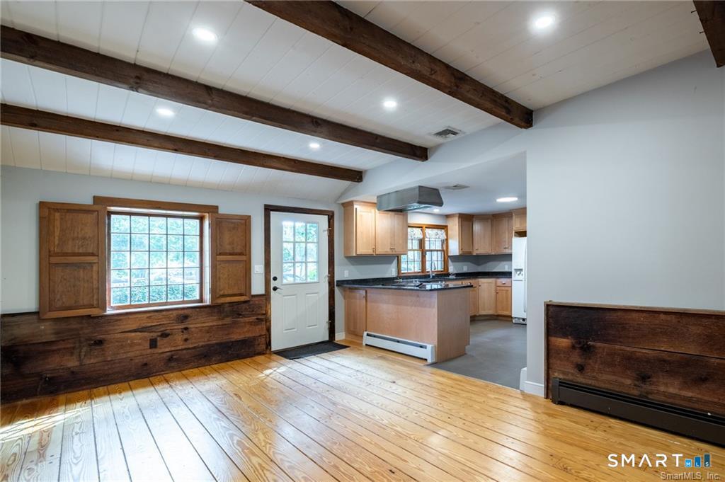 37 Old Wheeler Lane Avon CT 06001