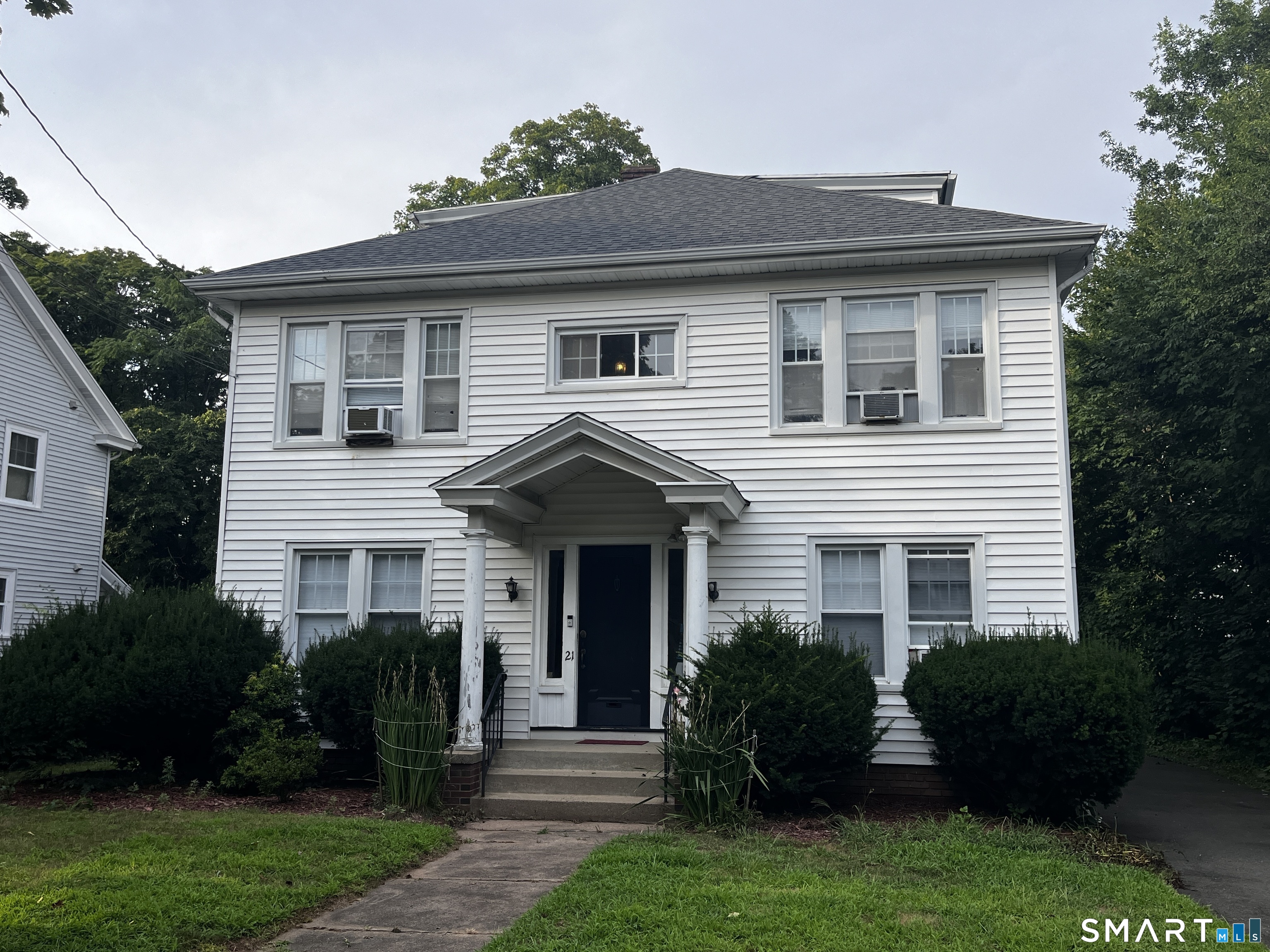 21 Elmwood Road New Haven CT 06515
