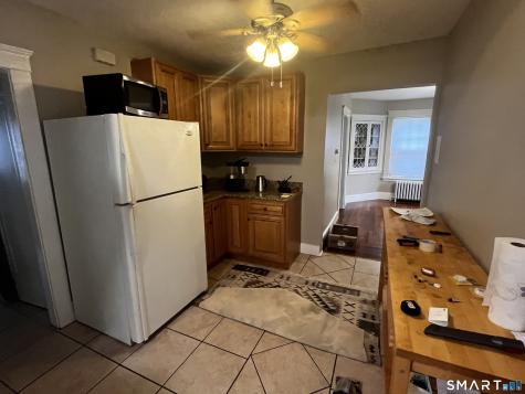 21 Elmwood Road New Haven CT 06515