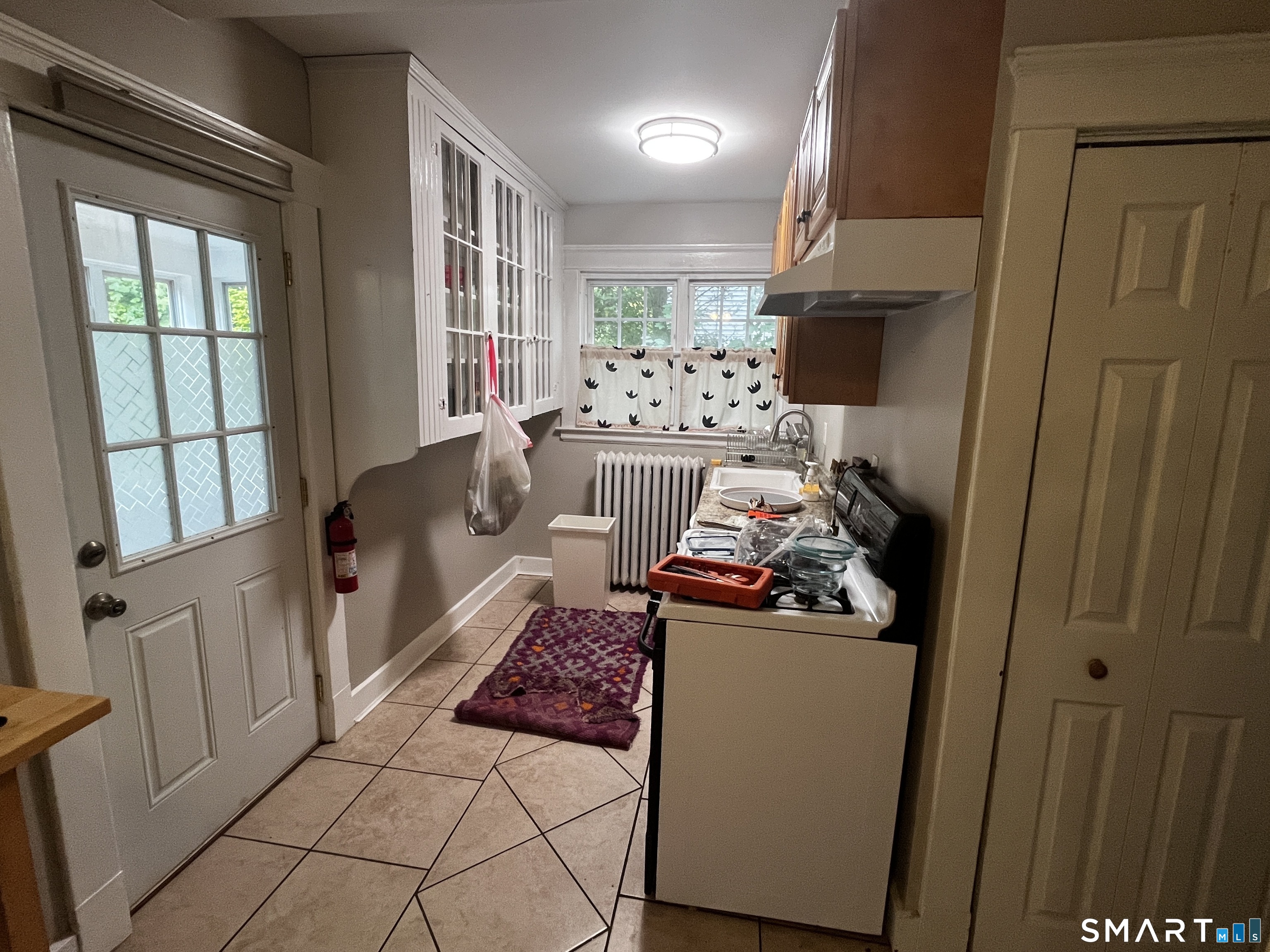 21 Elmwood Road New Haven CT 06515