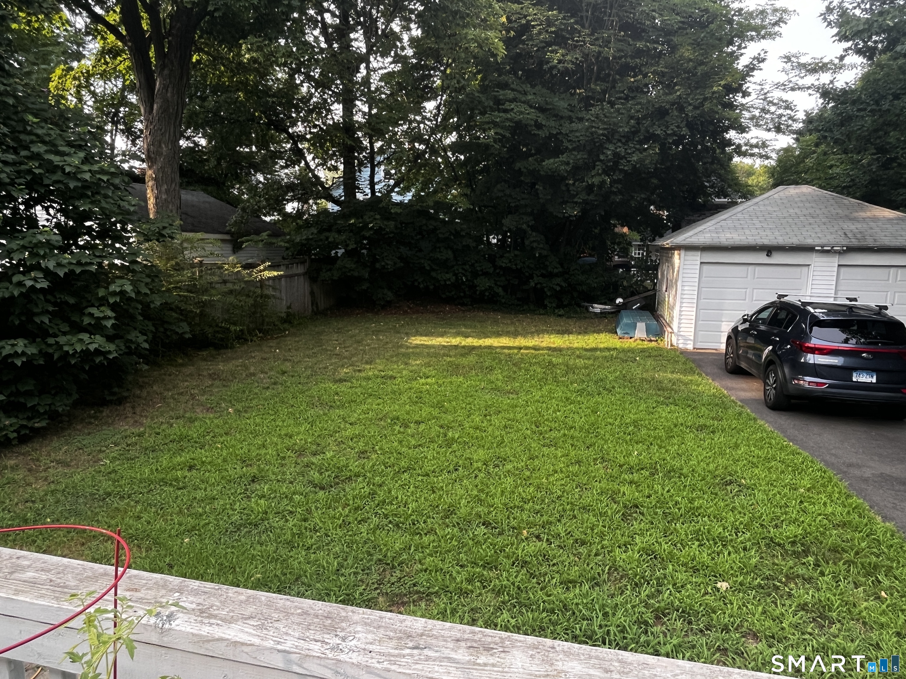 21 Elmwood Road New Haven CT 06515