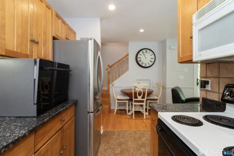 80 River Road Clinton CT 06413