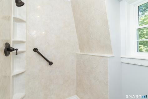 80 River Road Clinton CT 06413