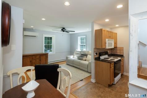 80 River Road Clinton CT 06413