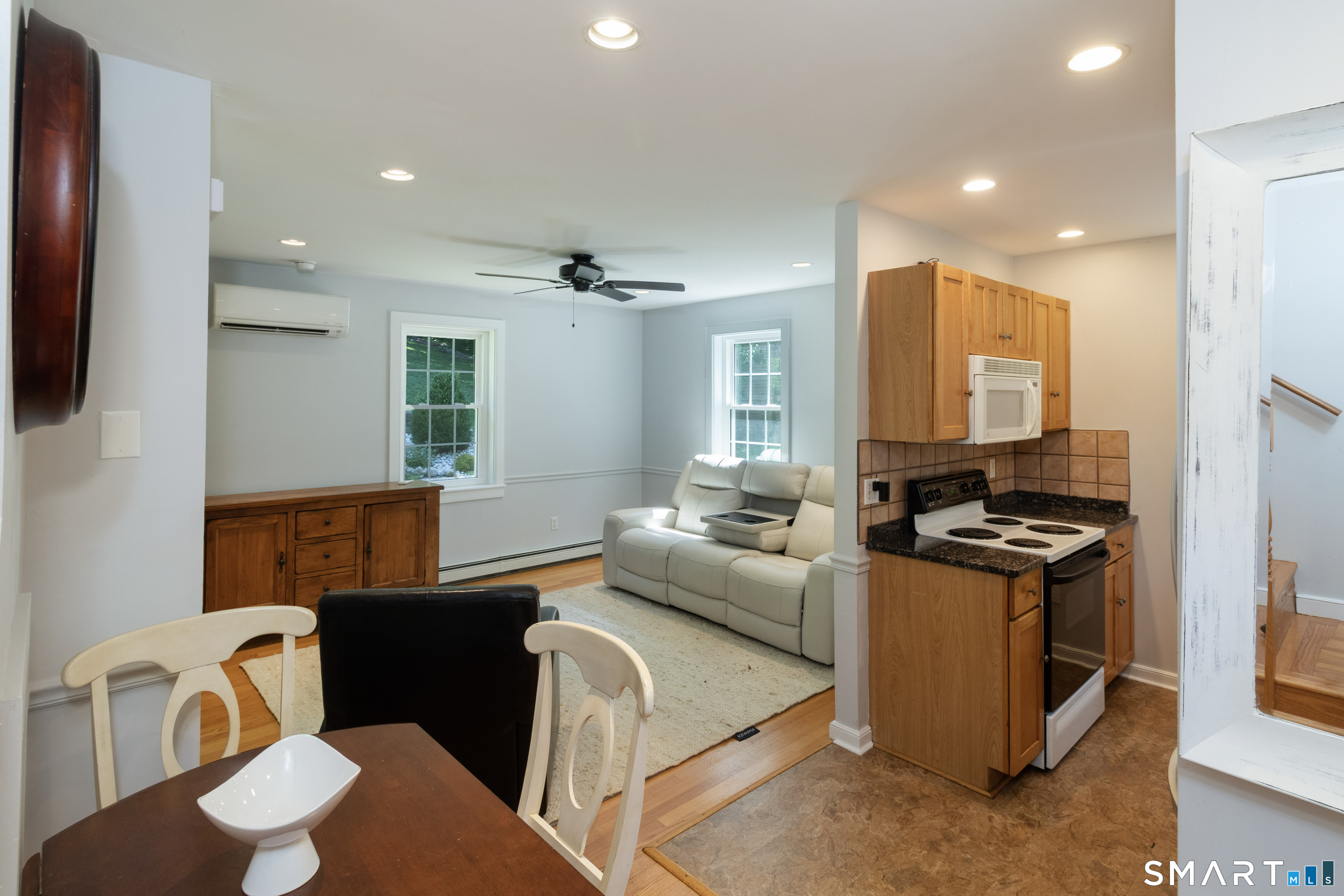 80 River Road Clinton CT 06413