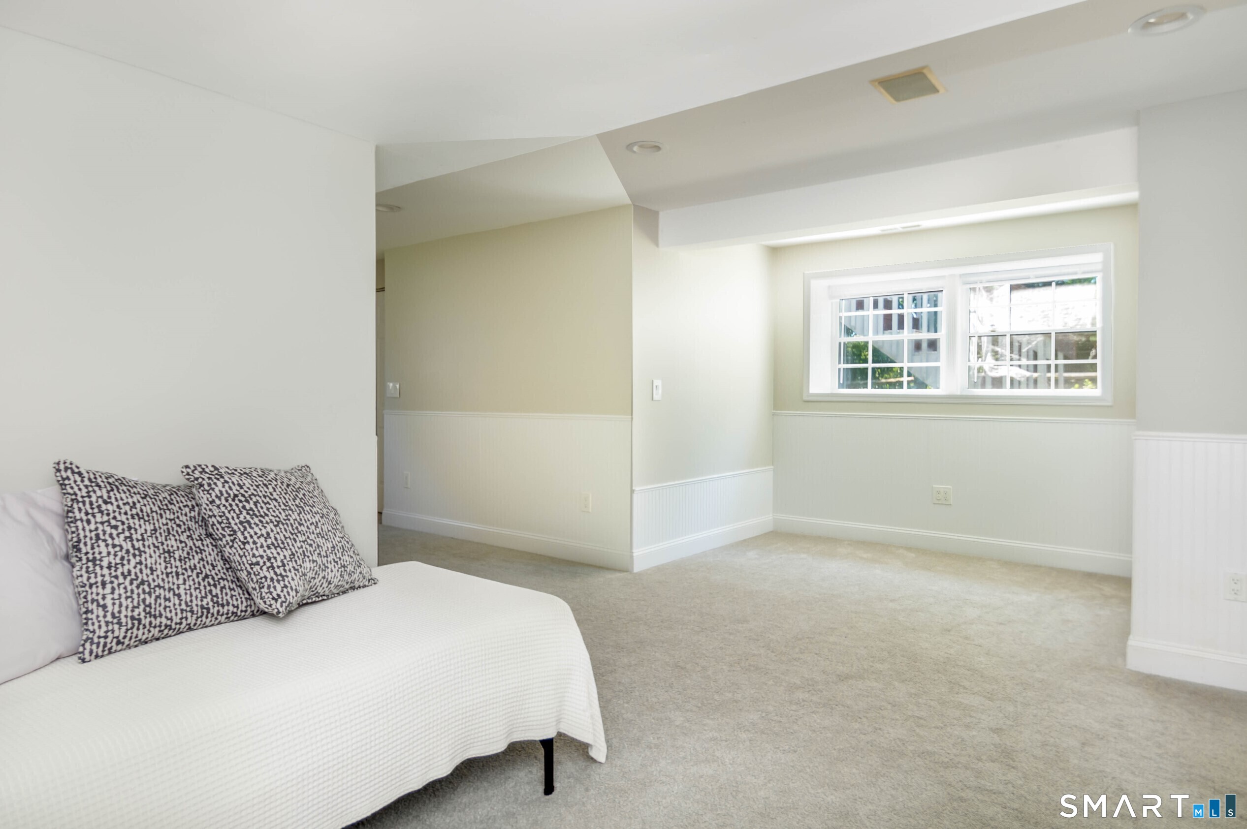 30 Hickory Hill Shelton CT 06484