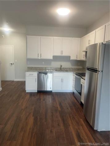 85 Hemingway Avenue East Haven CT 06512
