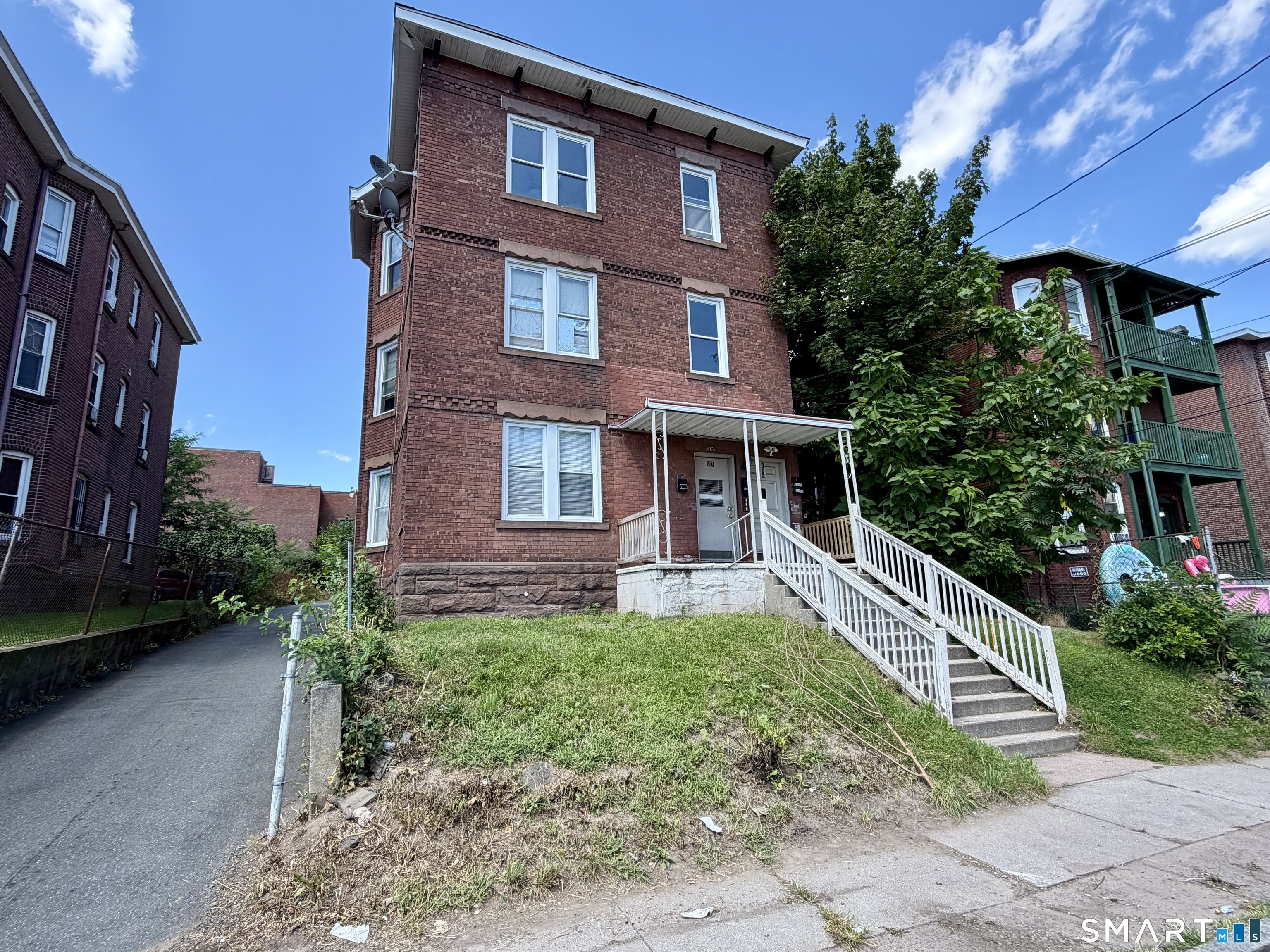 179-181 Babcock Street Hartford CT 06106