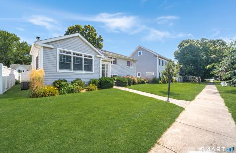 4 East Walk Clinton CT 06413