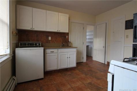 82 Douglas Street Hartford CT 06114