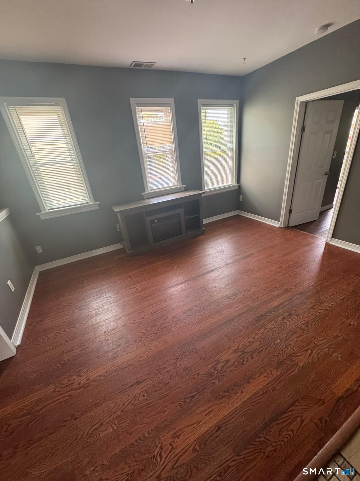 182 Hewitt Street Bridgeport CT 06607