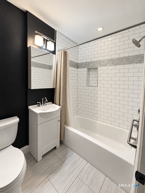 691 Stratford Road Stratford CT 06615