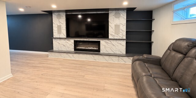 691 Stratford Road Stratford CT 06615
