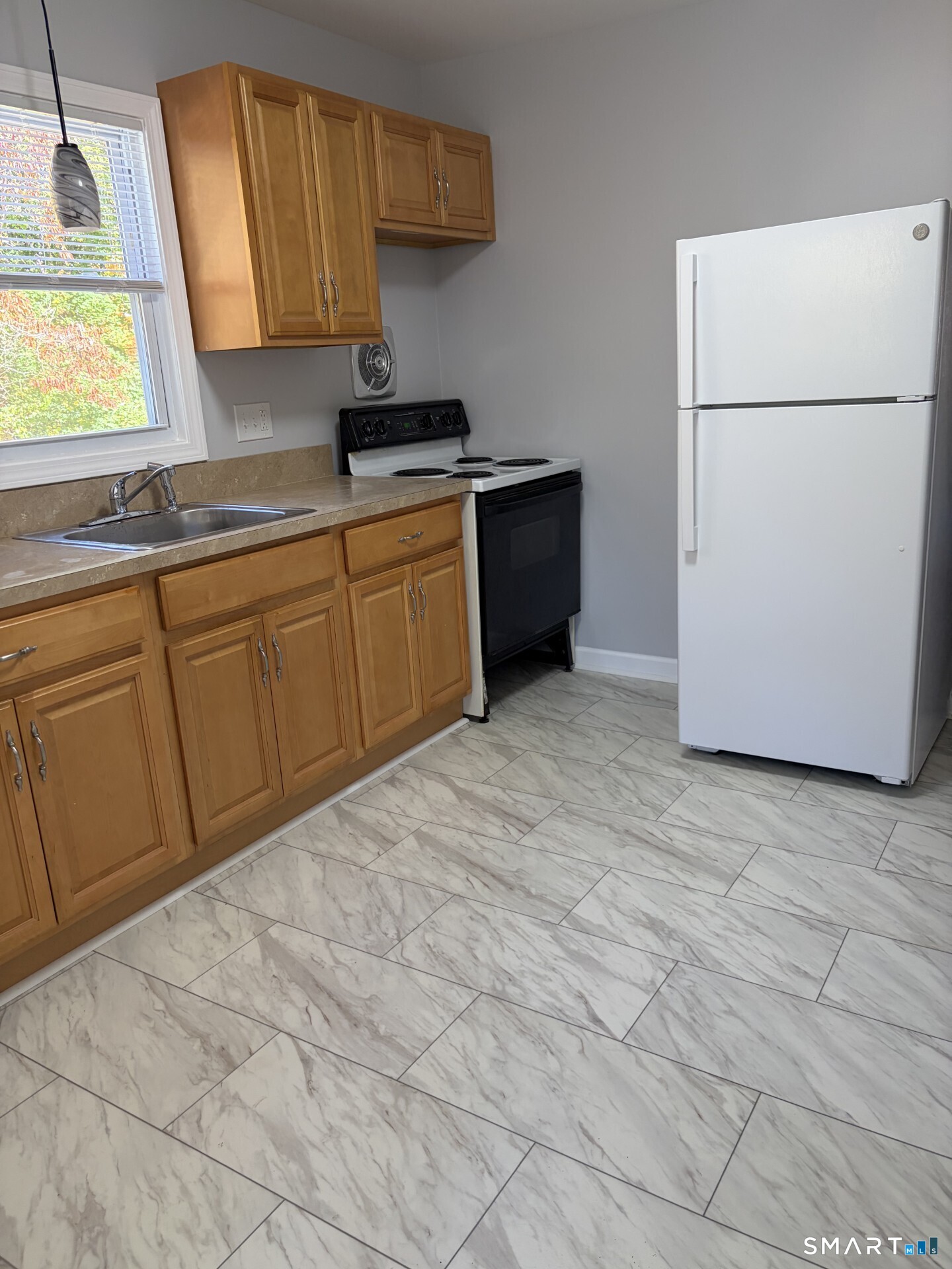 679 South Main Street Seymour CT 06483