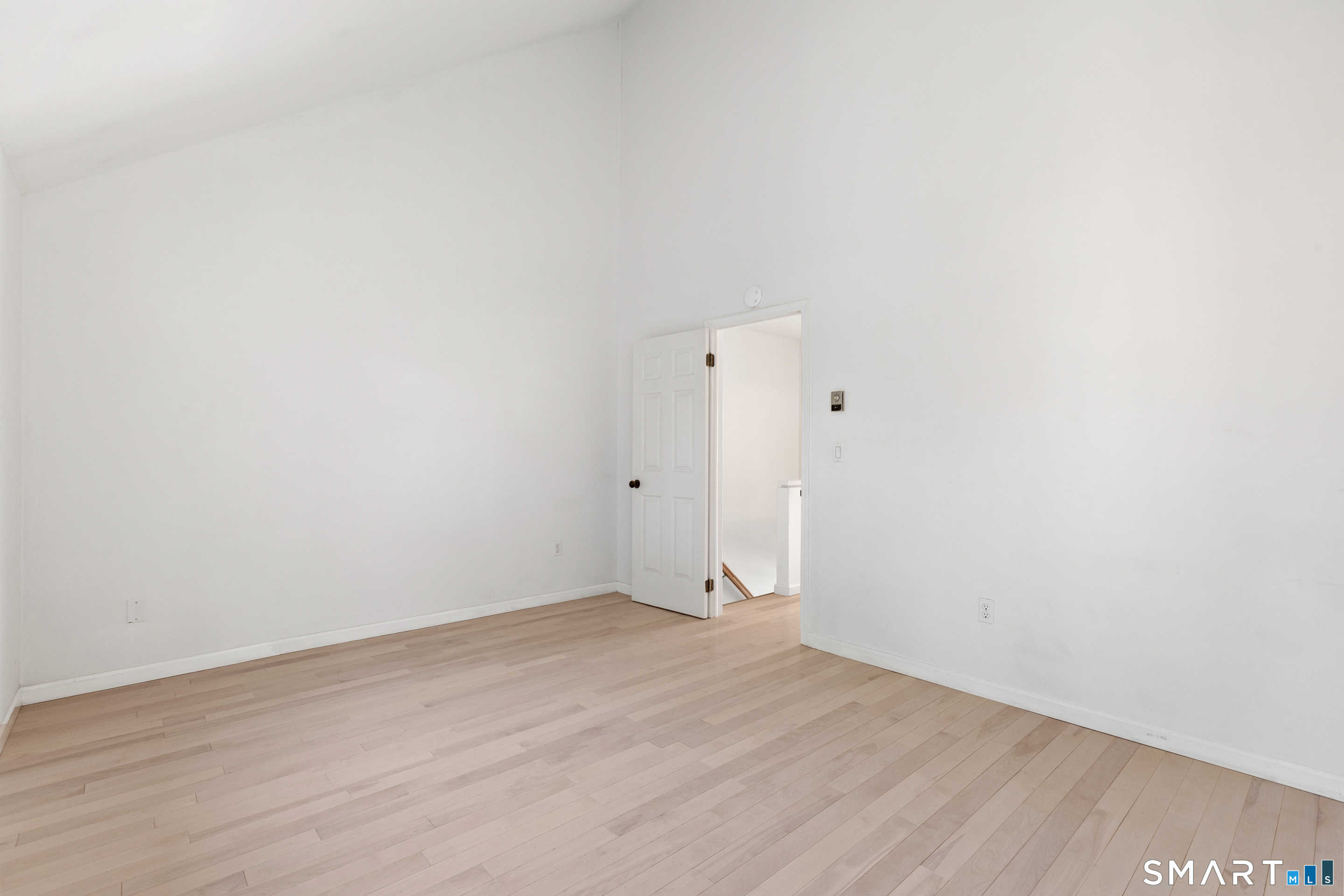 15 River Road Greenwich CT 06807
