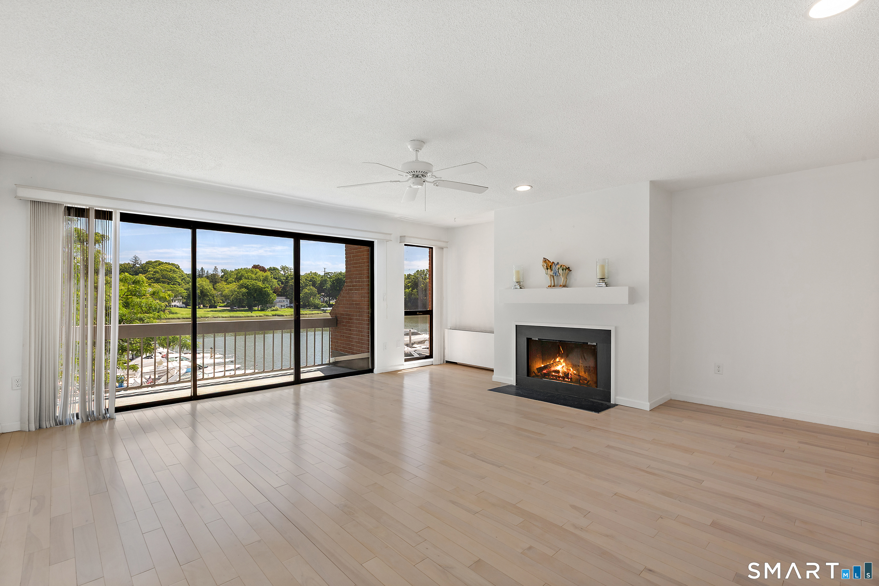 15 River Road Greenwich CT 06807