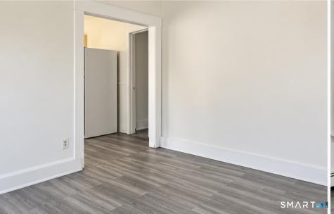 2086 East Main Street Waterbury CT 06705