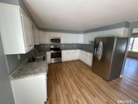 2 Lincoln Ave (Mystic) Stonington CT 06355