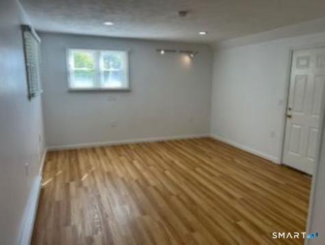 2 Lincoln Ave (Mystic) Stonington CT 06355