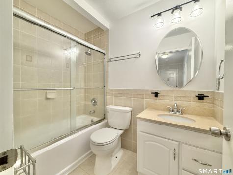 180 Colonial Road Stamford CT 06906