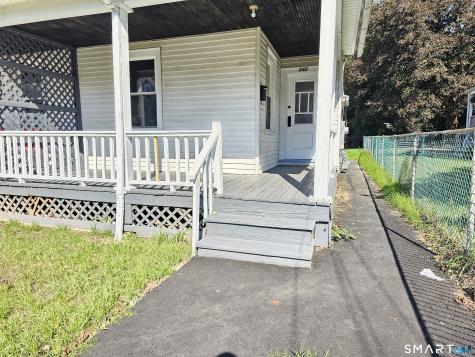 243 Oak Street Manchester CT 06040