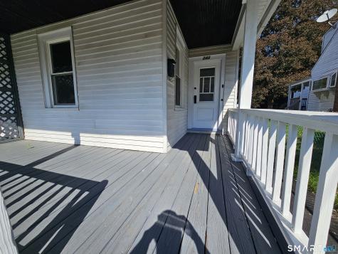 243 Oak Street Manchester CT 06040
