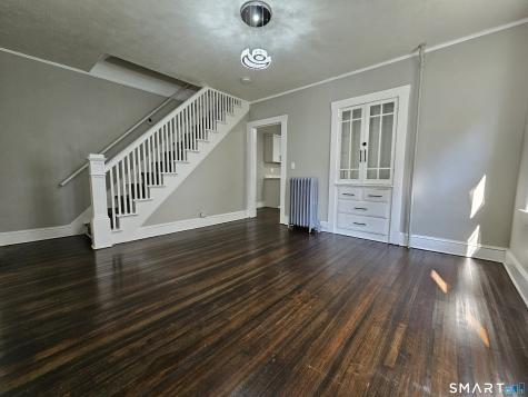 243 Oak Street Manchester CT 06040