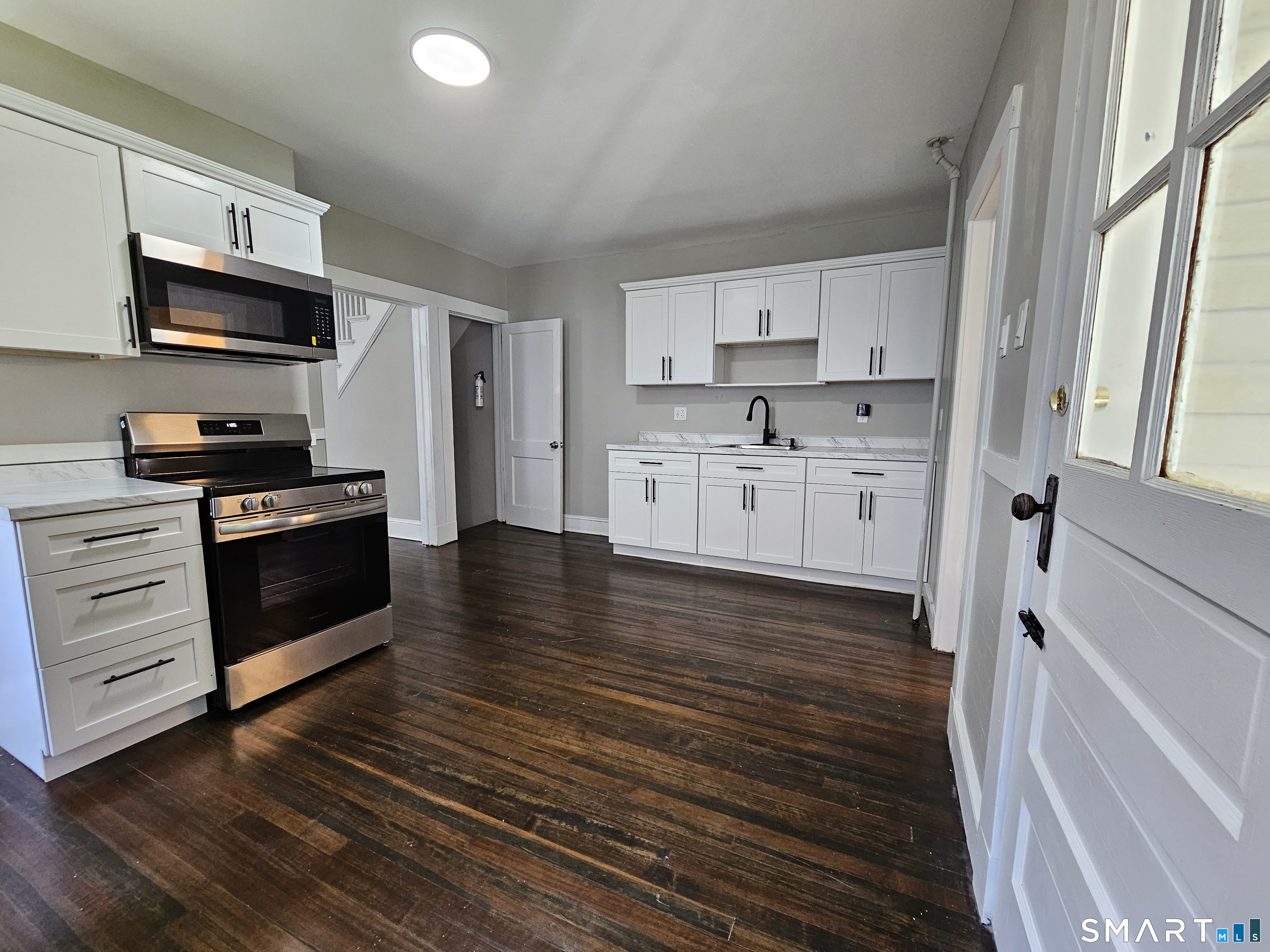 243 Oak Street Manchester CT 06040