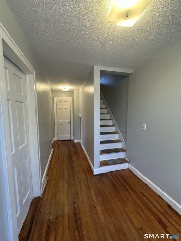 196 Ocean Avenue New London CT 06320