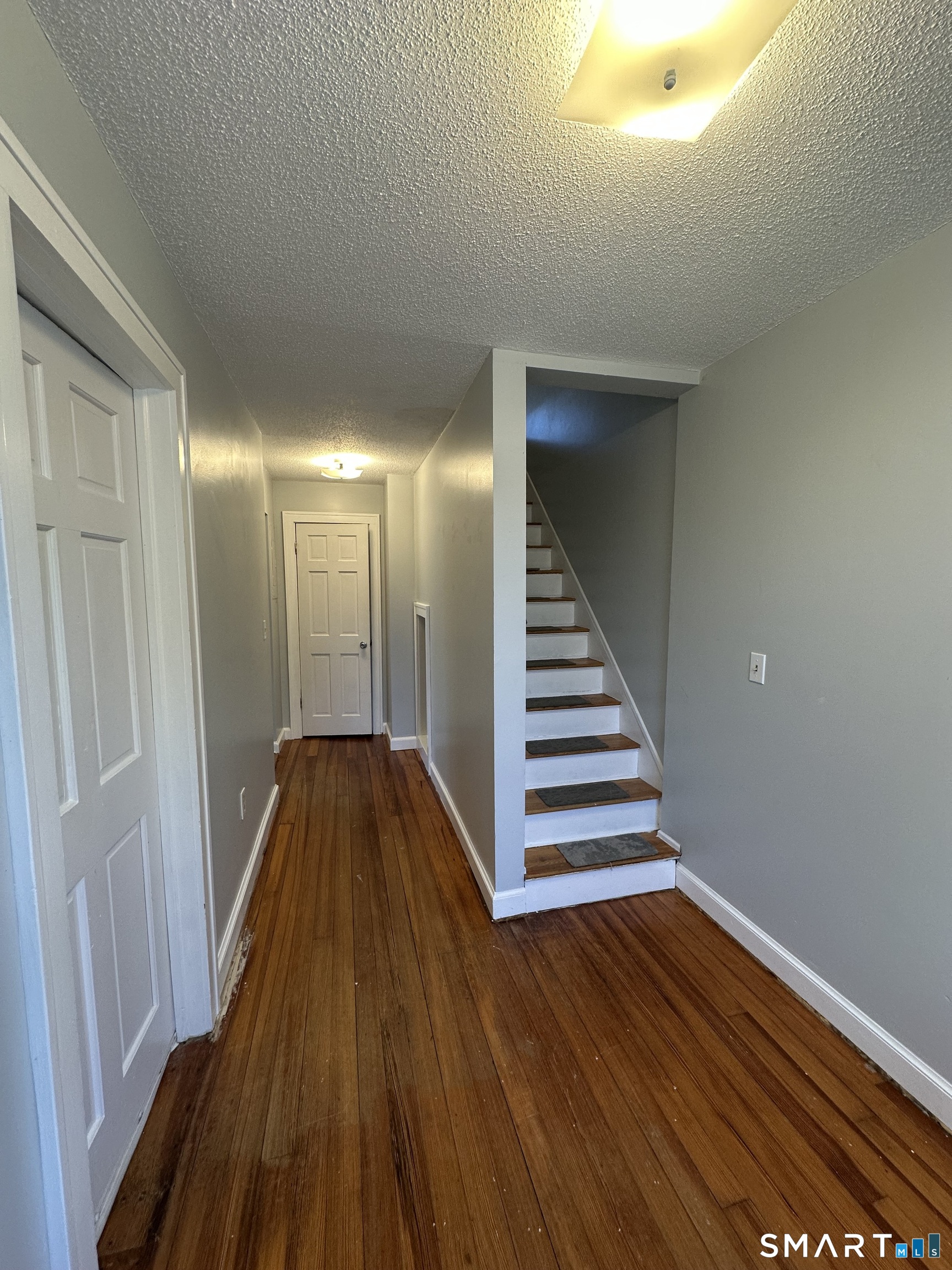 196 Ocean Avenue New London CT 06320