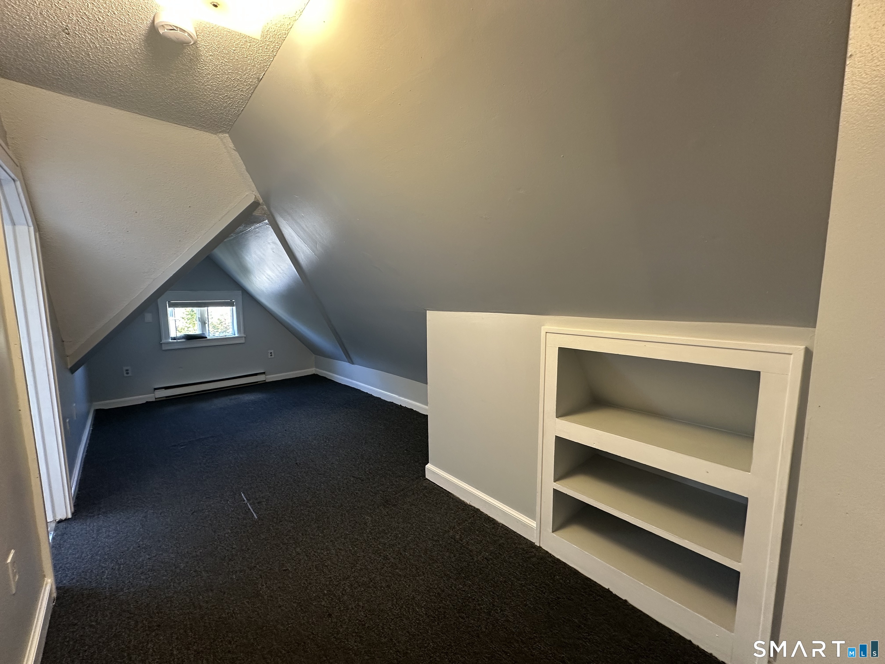 196 Ocean Avenue New London CT 06320