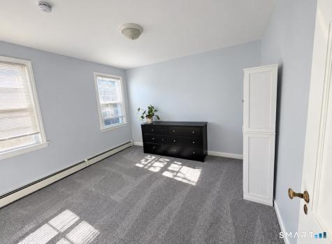 148 Gurdon Street Bridgeport CT 06606