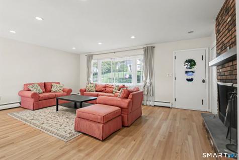 45 Valleyview Road Fairfield CT 06824