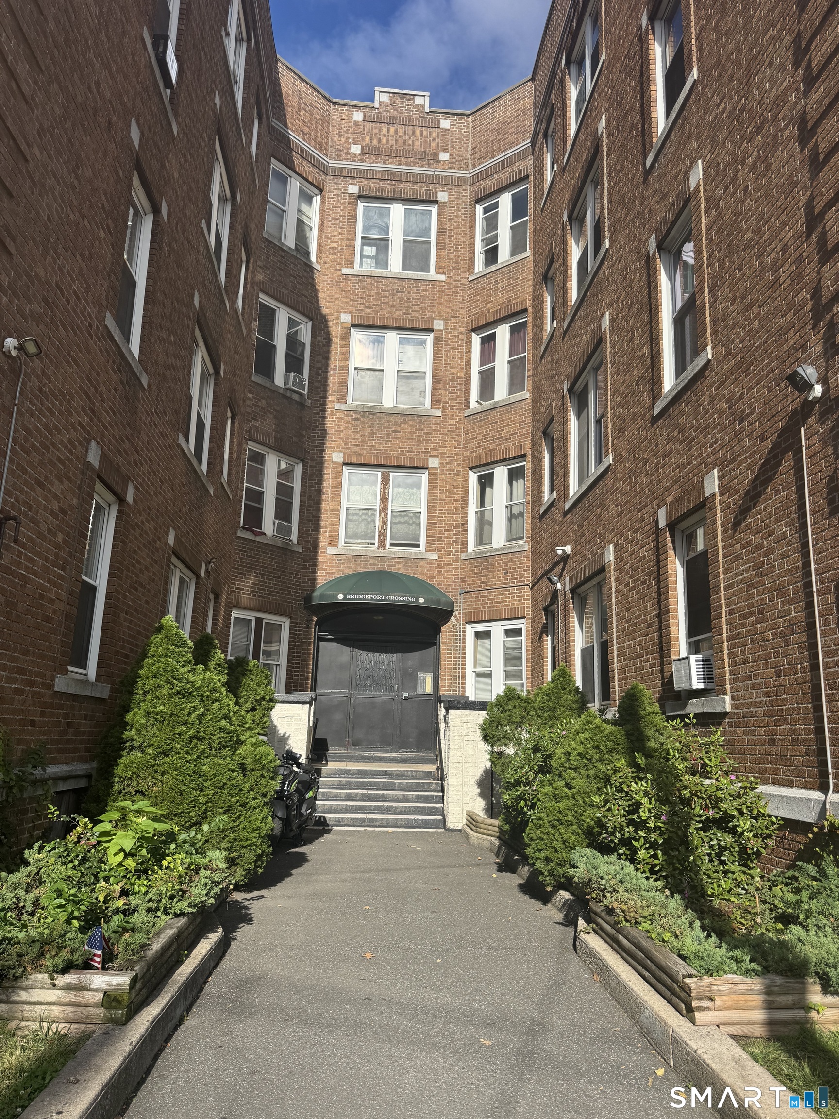 223 Washington Avenue Bridgeport CT 06604