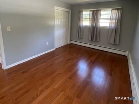 21 Mcdermott Circle Hamden CT 06518