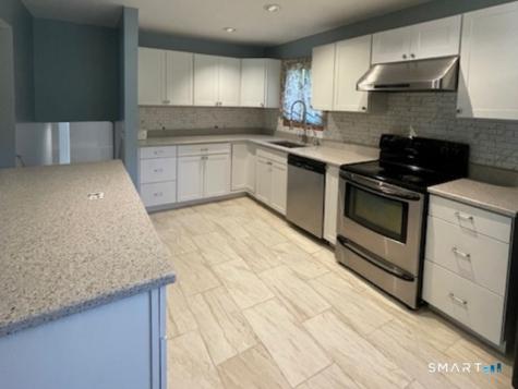 21 Mcdermott Circle Hamden CT 06518