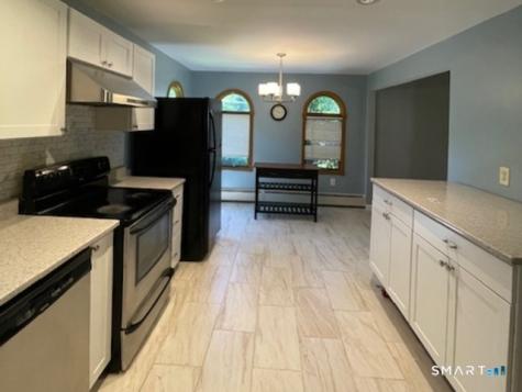 21 Mcdermott Circle Hamden CT 06518